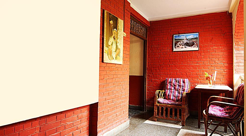 Kathmandu Garden House Hotel ภายนอก รูปภาพ