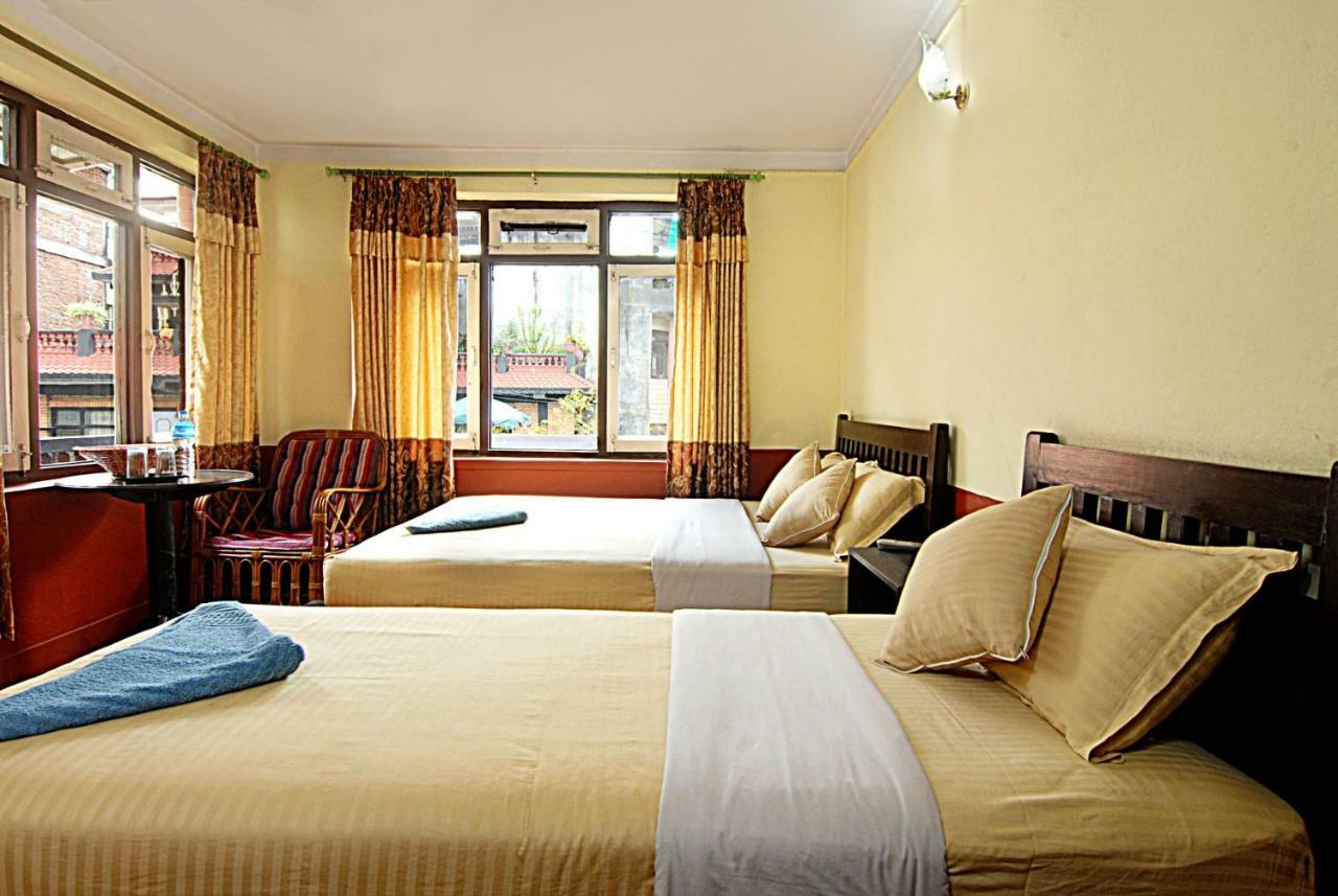 Kathmandu Garden House Hotel ภายนอก รูปภาพ